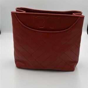 Tory Burch Chevron Shoulder Bag In Color Redwood